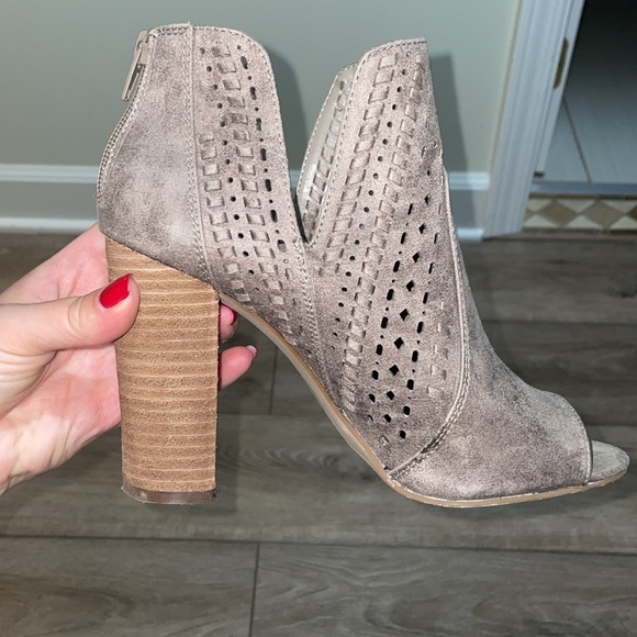 Booties - Picture 3 of 7